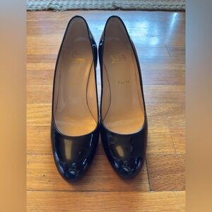 Nearly New Christian Louboutin Patent Simple Pumps 70mm